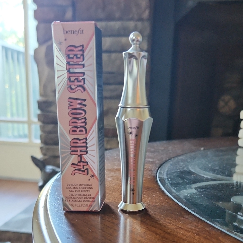 Benefit Brow Setter Gel in Silver and Pink
